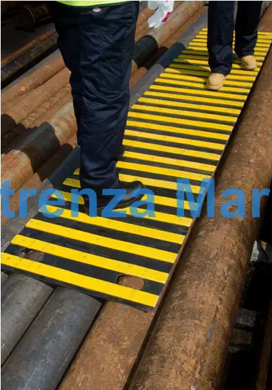 BOARD ANTISLIP PIPEWALKER, SHORT TREAD 700X3300MM  