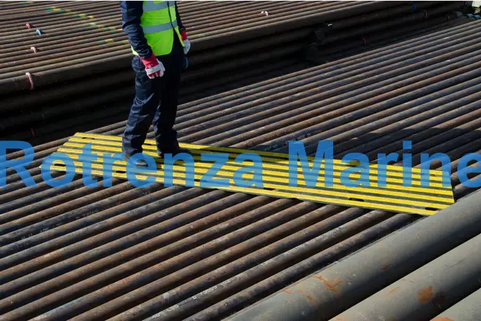 BOARD ANTISLIP PIPEWALKER, LONG TREAD 700X3300MM  