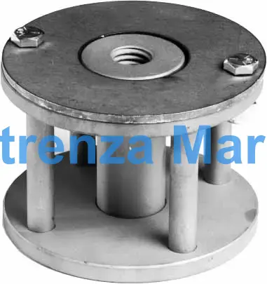 HUB W/PIN F/TRELAWNY HAND-HELD, DECK SCALER 4" CUTTER 438.0409