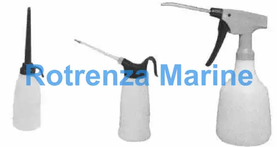 OILER ANGLE PLASTIC 300CC